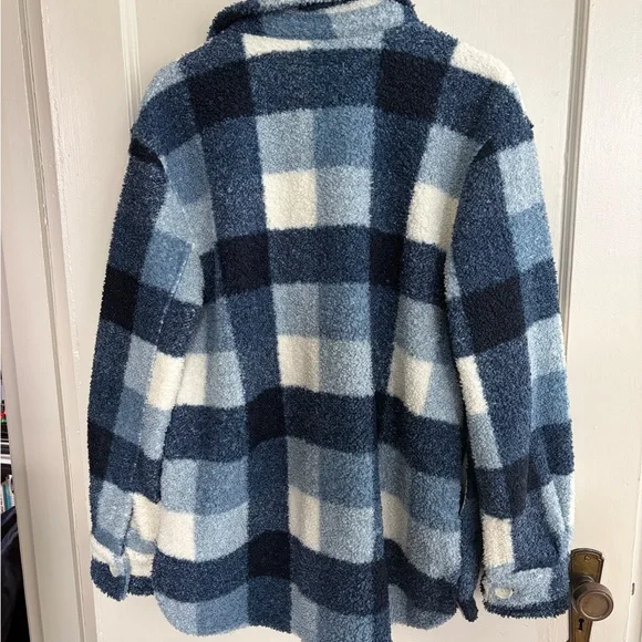 Abercrombie & Fitch Navy and White Teddy Jacket - Picture 6 of 7